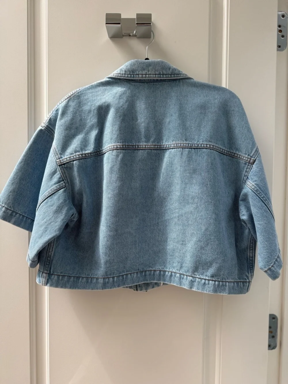 Fendi Light Blue Denim Cropped Shirt and High-Waist Shorts Set - Picture 6 of 6